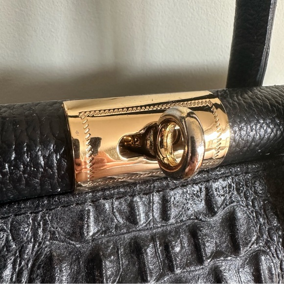 Valentino Black Leather Satchel with Gold color Hardware. - Picture 11 of 12